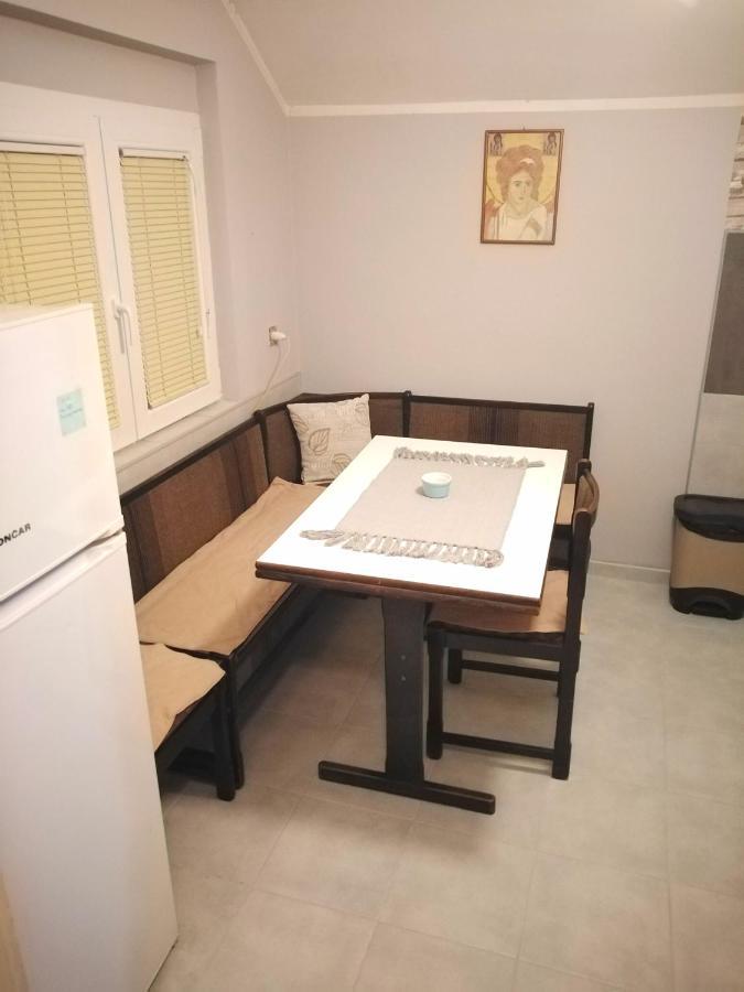 דירות Užice Dvosoban Stan מראה חיצוני תמונה